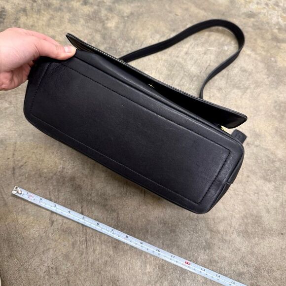 Vintage Coach Crossbody Black Genuine Leather Flap shoulder bag - Picture 7 of 10